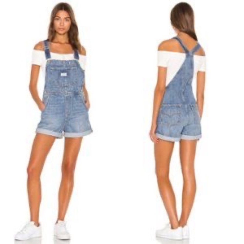 Levi’s vintage style short overalls